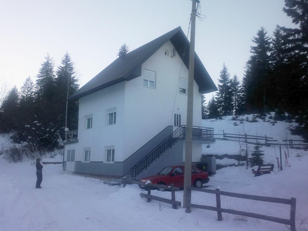 卡维迪斯旅馆公寓 Žabljak 外观 照片